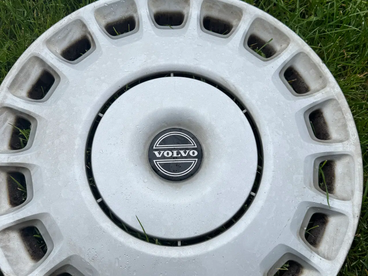 Billede 2 - Volvo hjulkapsler 