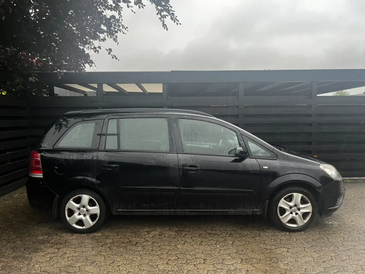 Billede 2 - Opel zafira(7 personers bil)