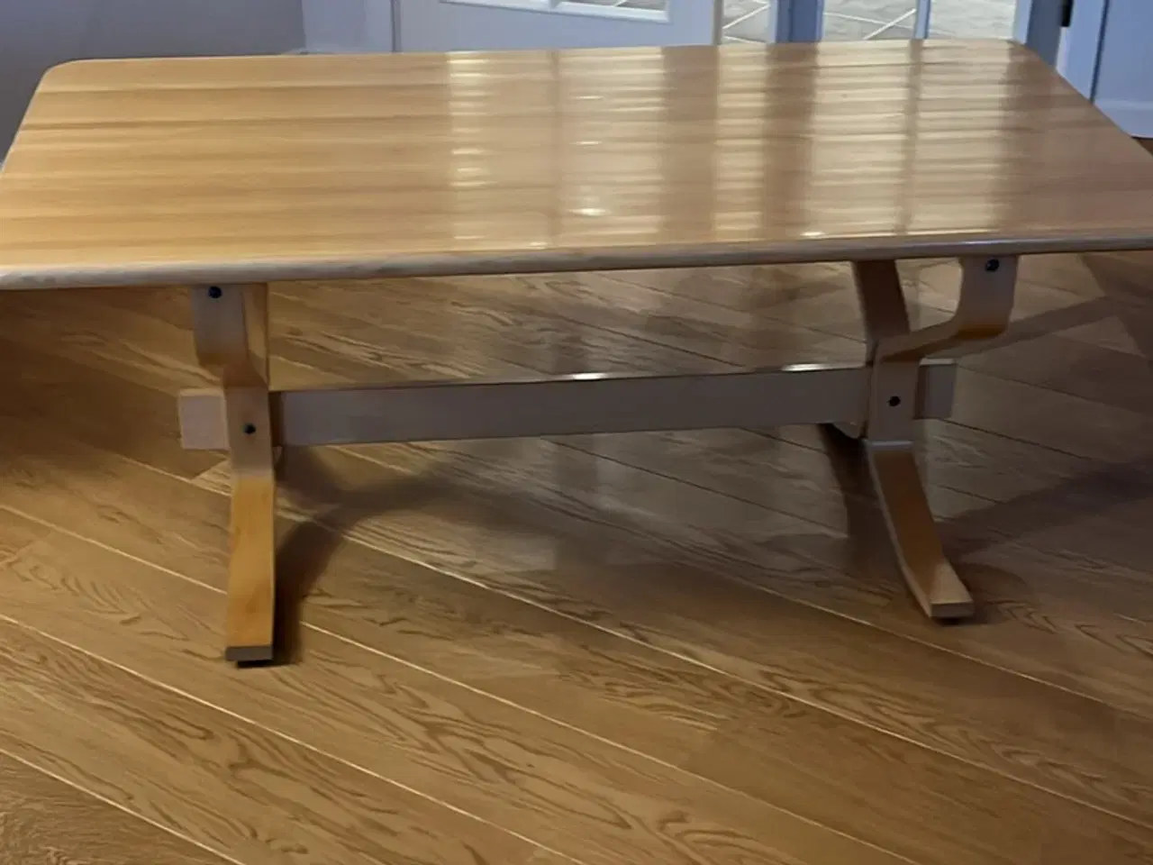 Billede 1 - Sofabord i bøg