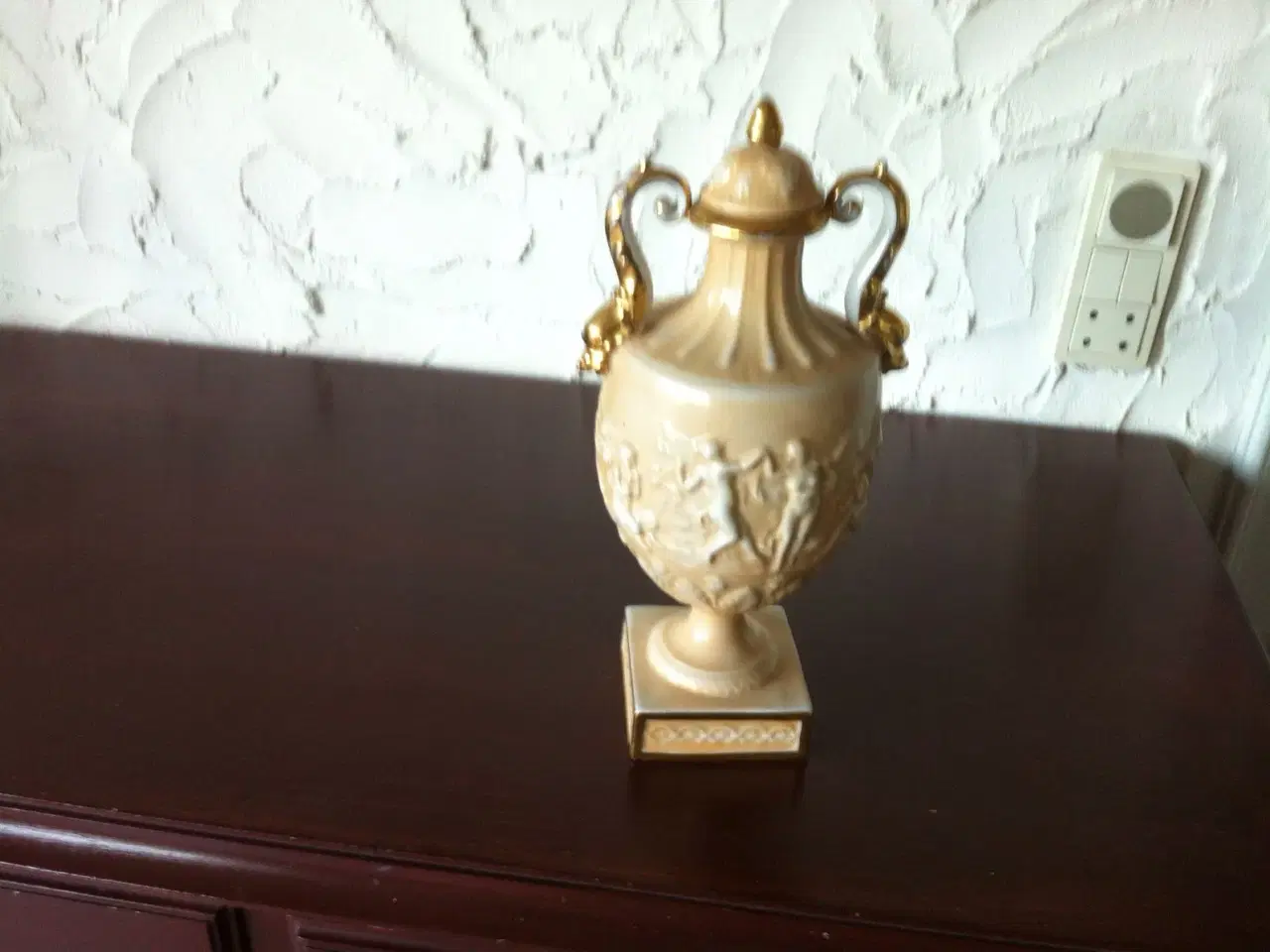 Billede 1 - Pokal vase af porcelæn fra 1930