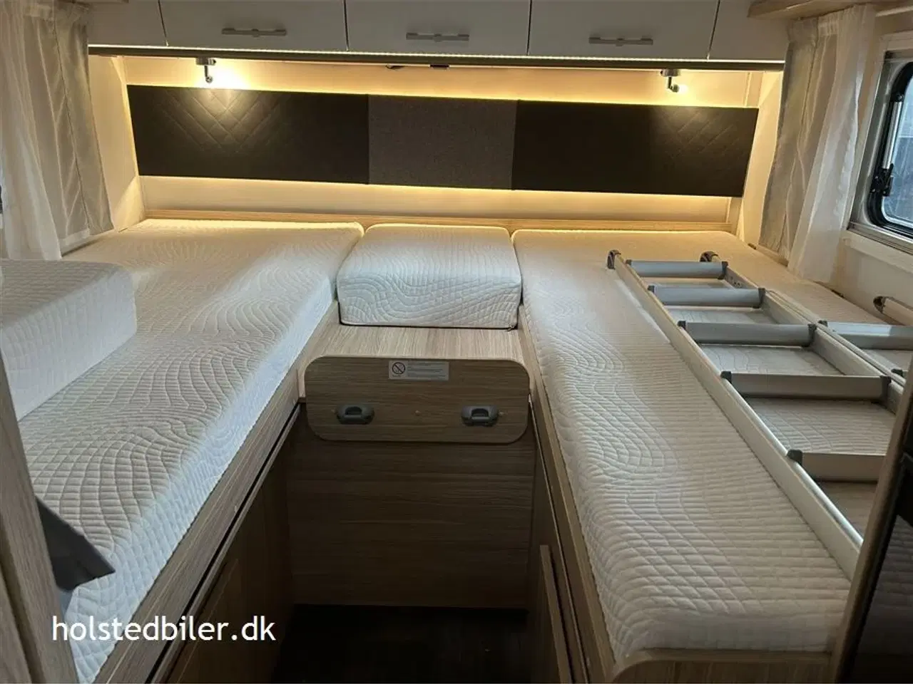 Billede 11 - 2021 - SunLight T 67 Aut.   Enkeltsenge og hæve/sænkeseng.  9 trins aut.