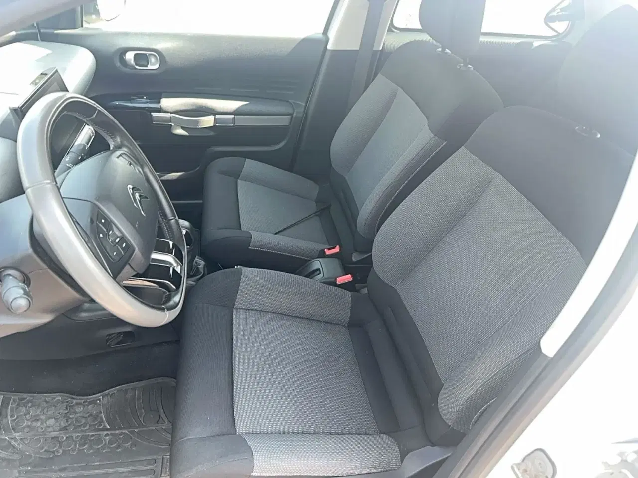 Billede 5 - Citroën C4 Cactus 1,6 Blue HDi Feel start/stop 100HK 5d