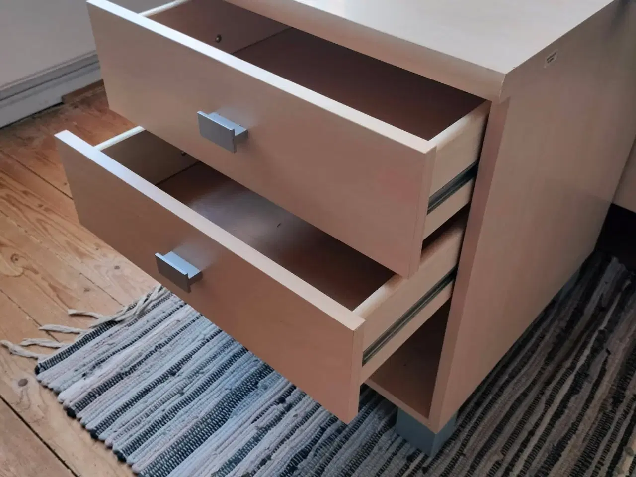 Billede 2 - Sengebord