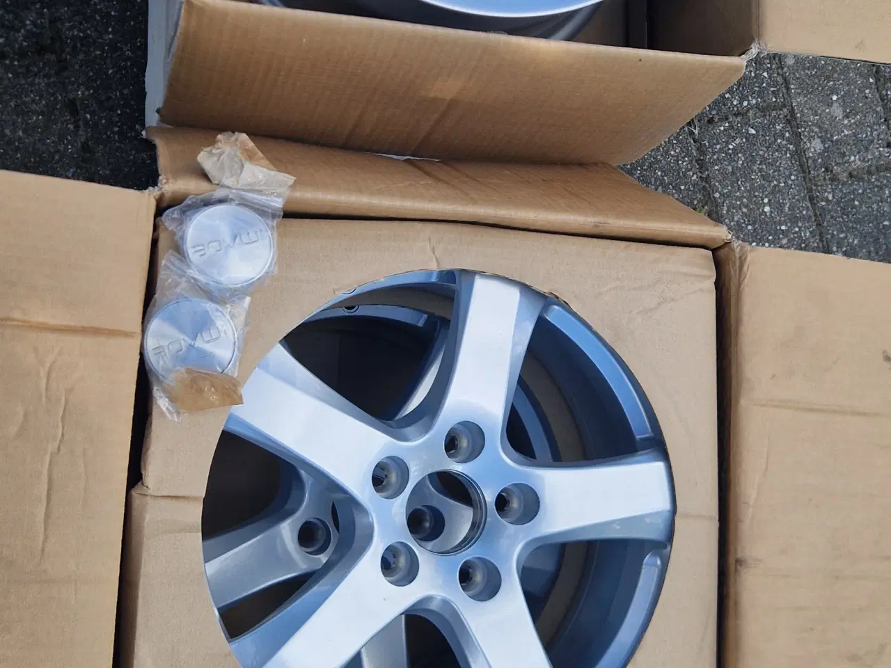 Billede 2 - Helt nye 16" 5×108 fælge sælges