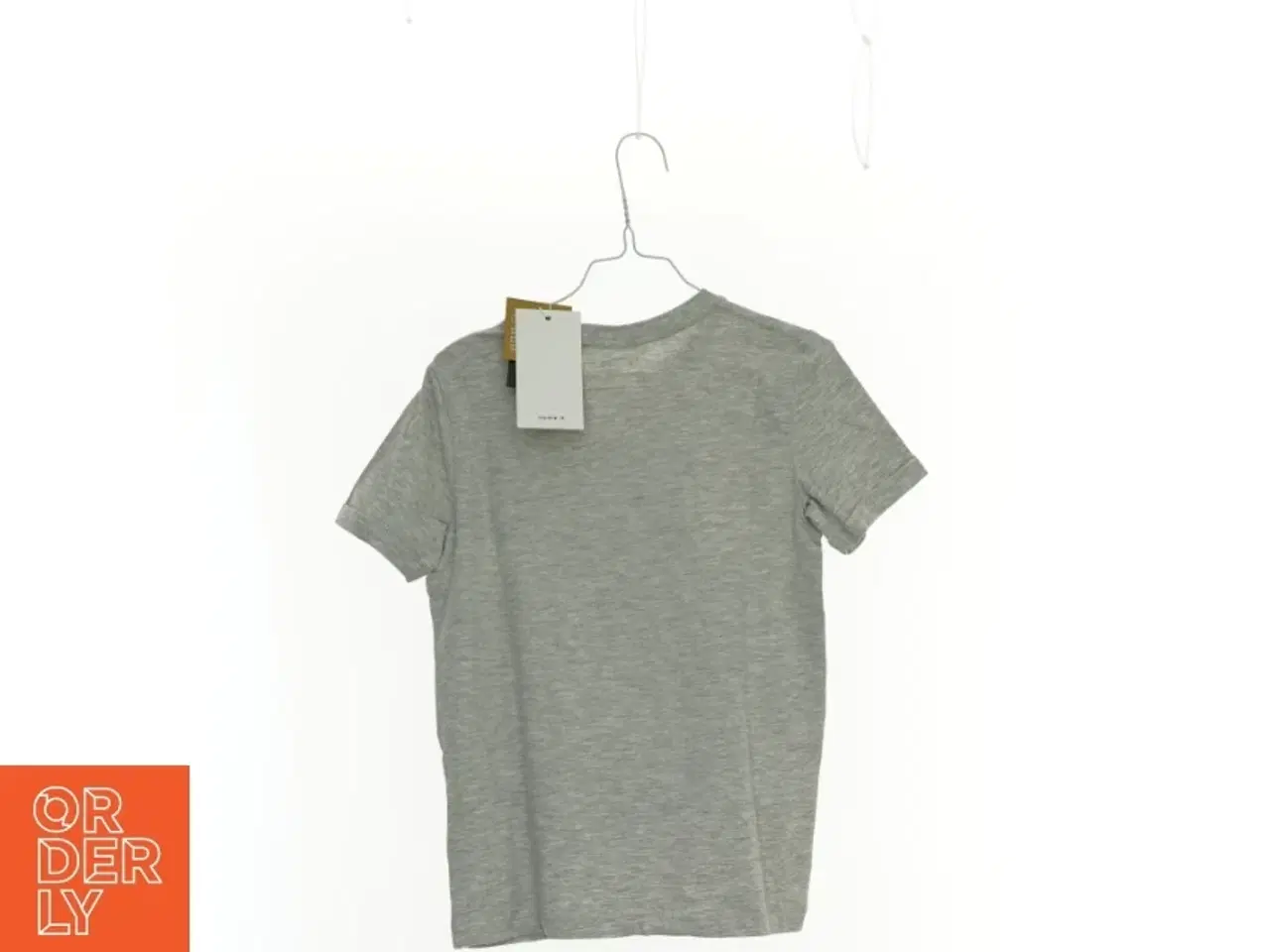 Billede 2 - T-Shirt fra Name It (str. 128 cm)