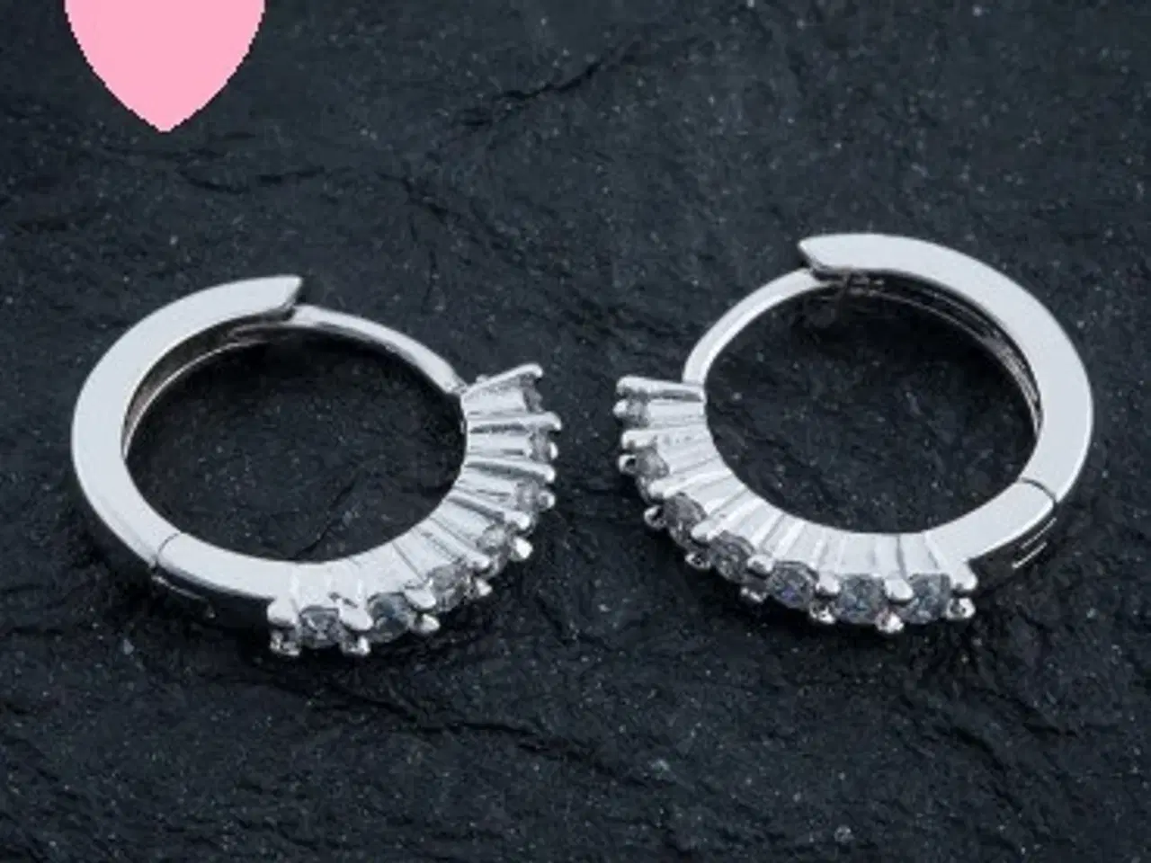 Billede 1 - * Flotte hoop-øreringe - i Tibetansk Sølv