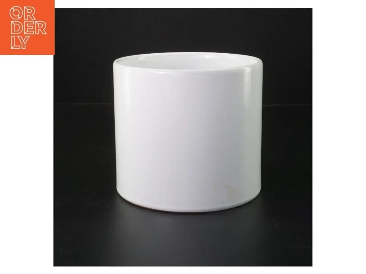 Billede 1 - Hvid keramisk potteskjuler (str. H. 12 cm ø. 13,5 cm)