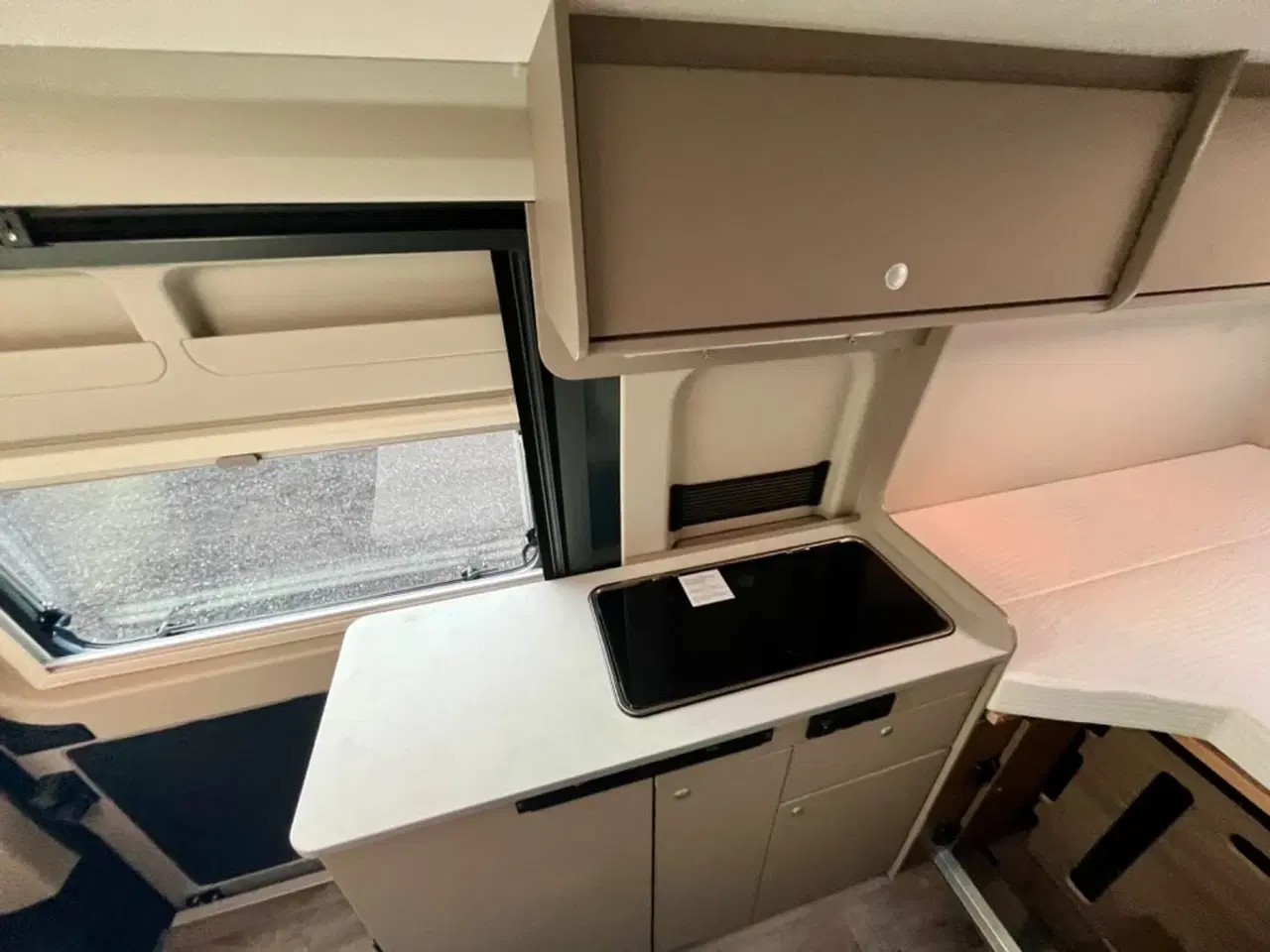 Billede 11 - Carado CV640 PRO 2,2 JTD 140 aut.