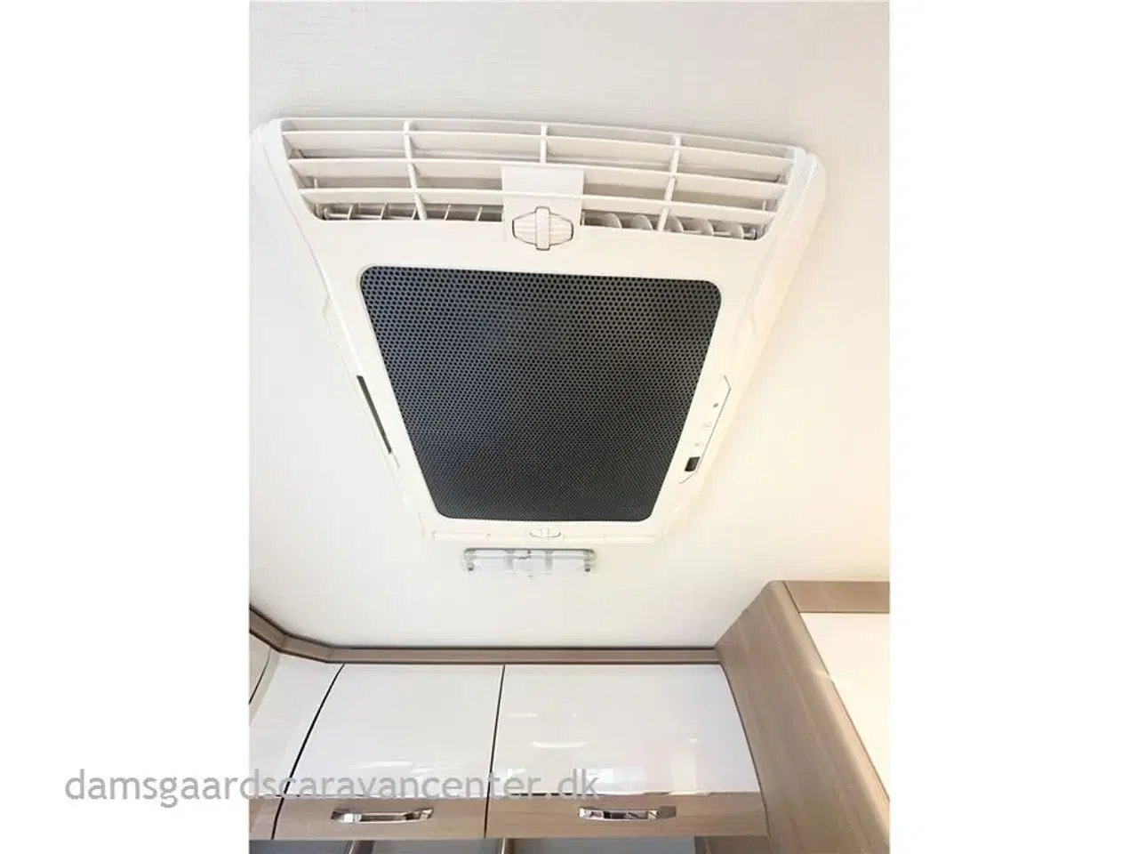 Billede 18 - 2019 - LMC Musica 440 D   Dobbeltseng-Mover-Aircon-Gulvvarme