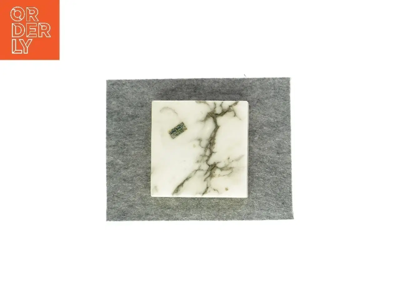 Billede 2 - Dekorativt fad i marmor fra Genuine Alabaster (str. LBH: 13x13x3cm)