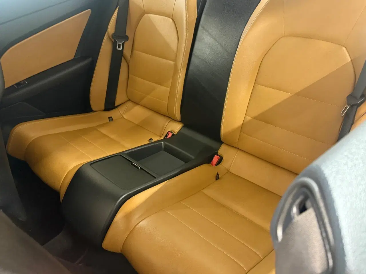 Billede 8 - Mercedes E350 3,0 CDi AMG Line Coupé aut. BE