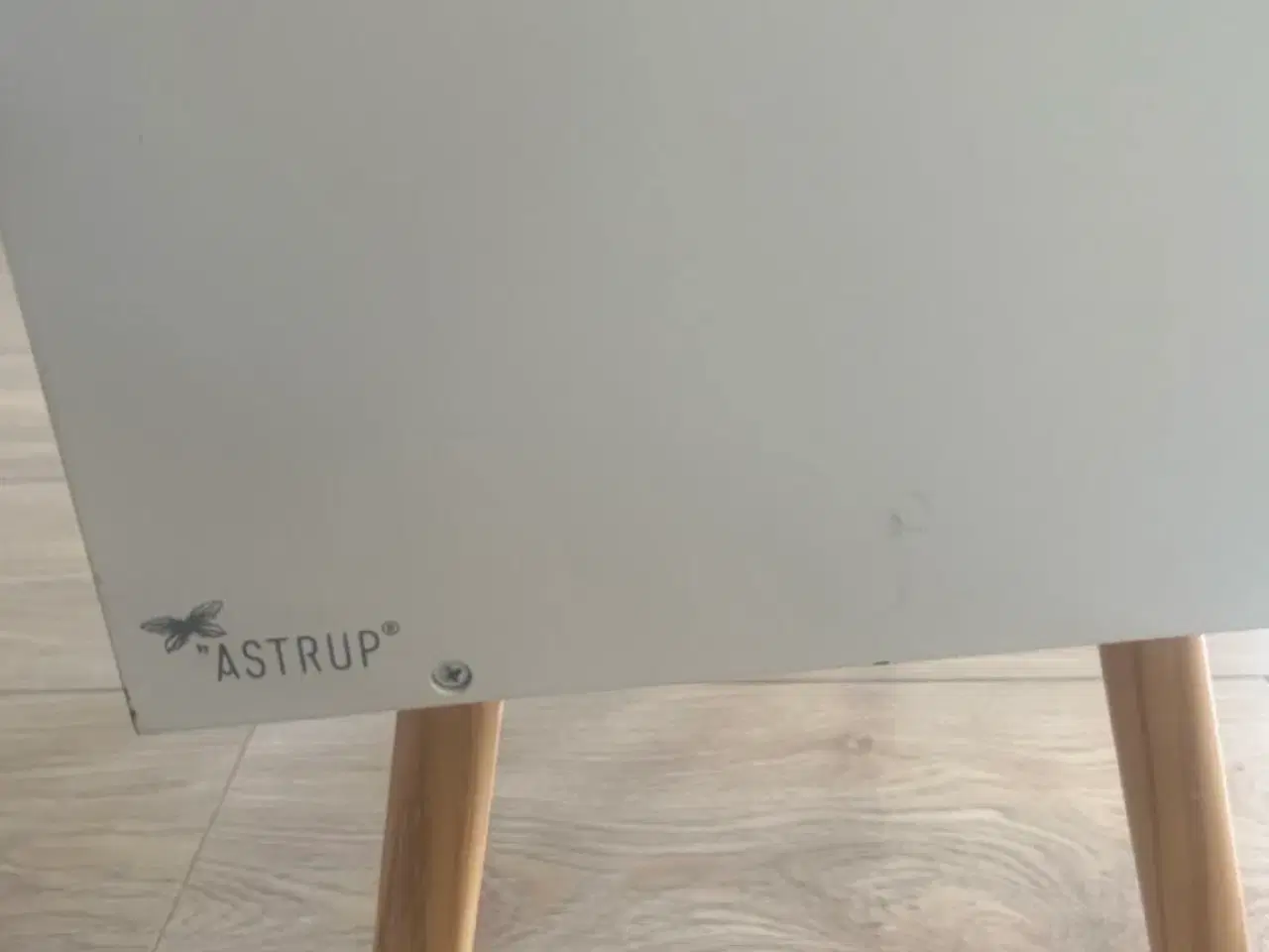 Billede 5 - By Astrup dukke puslebord 