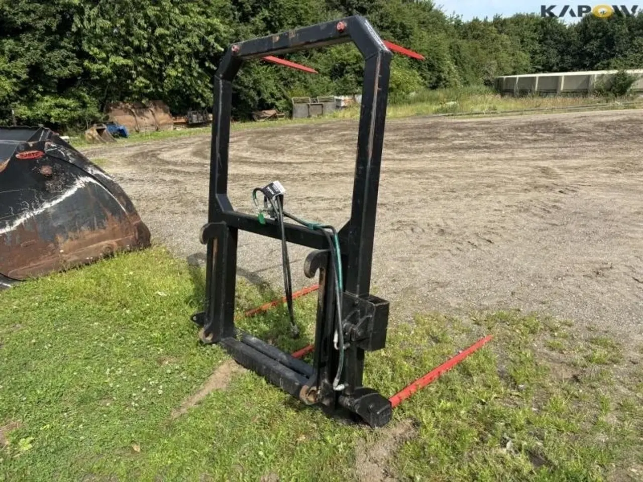 Billede 4 - - - - Halmspyd med Volvo skifte