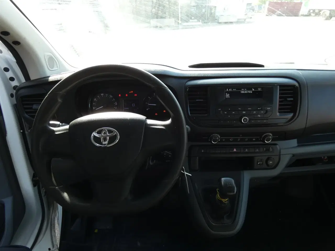 Billede 10 - Toyota Proace Medium 2,0 D Base++ 120HK Ladv./Chas. 6g