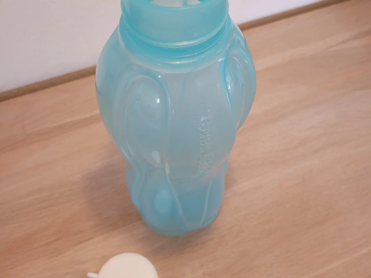 Billede 2 - Tupperware 1 liter flaske