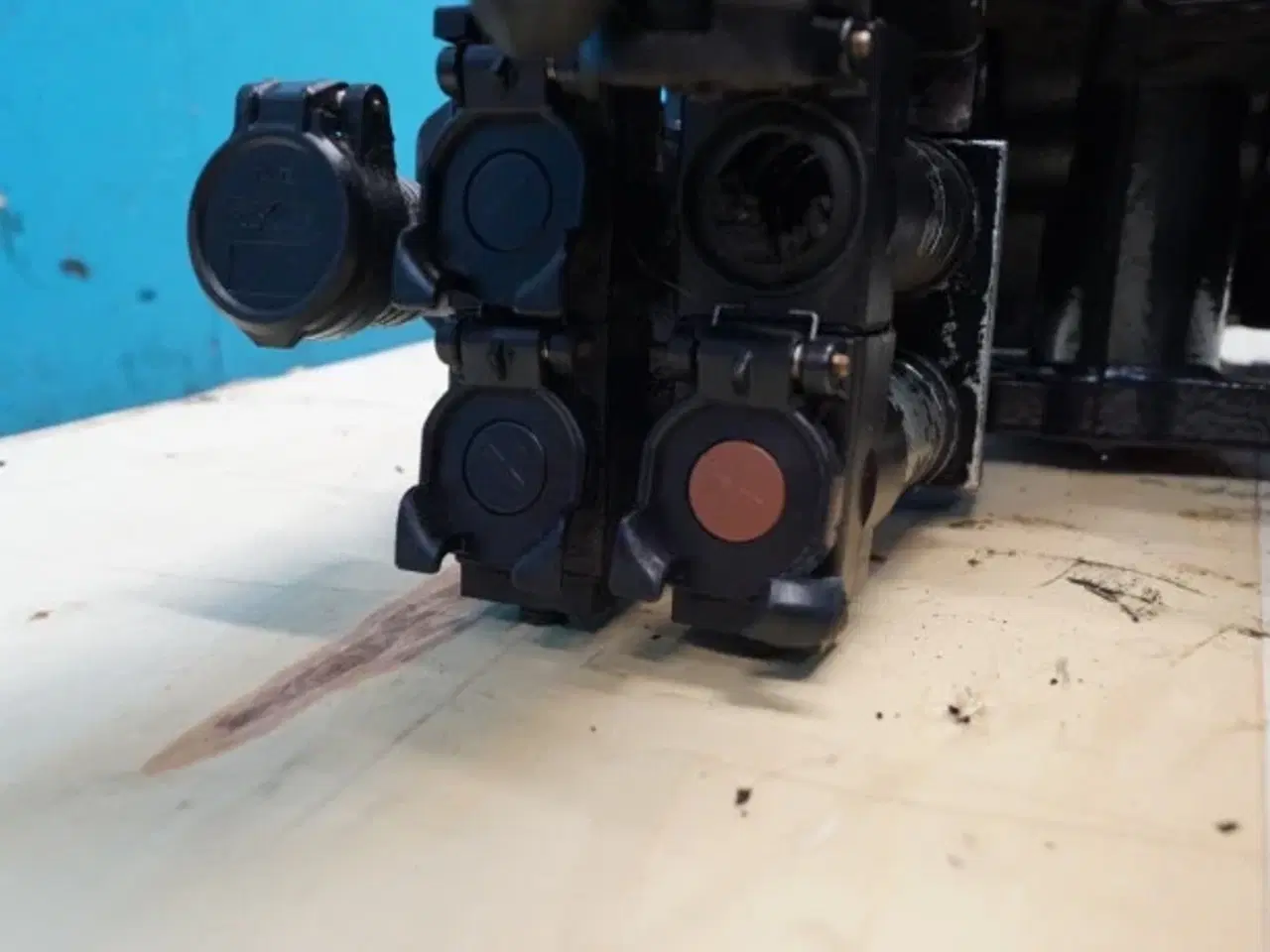 Billede 15 - Case Puma 200CVX Fjernudtagsventiler 51458477