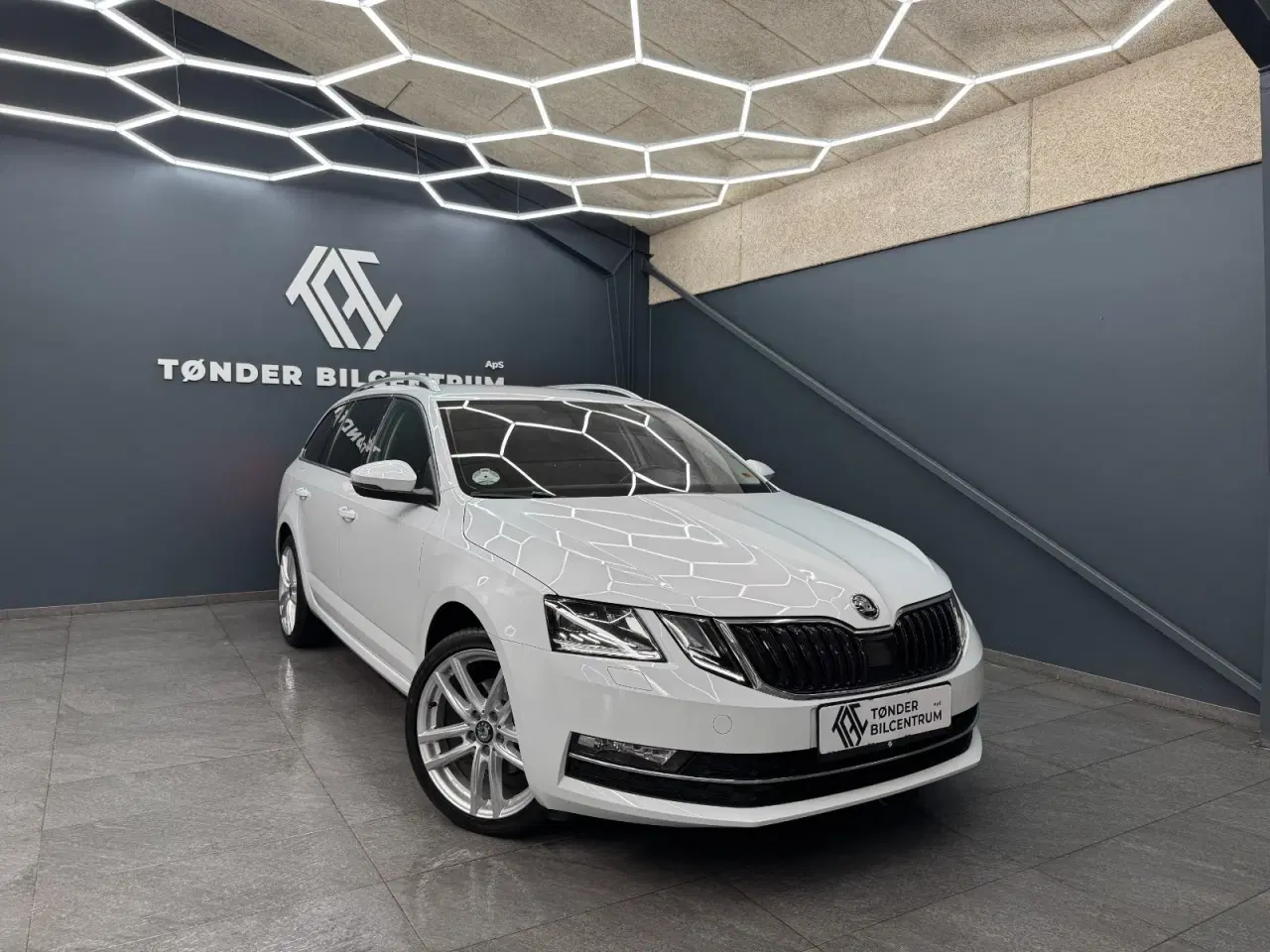 Billede 1 - Skoda Octavia 2,0 TDi 150 Business Line Combi DSG