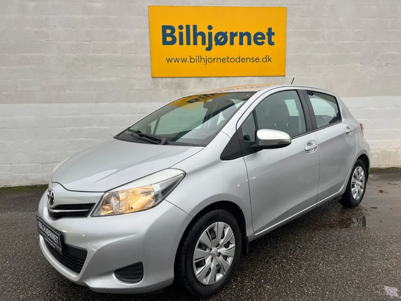 Billede 1 - Toyota Yaris 1,0 VVT-i T2 Touch