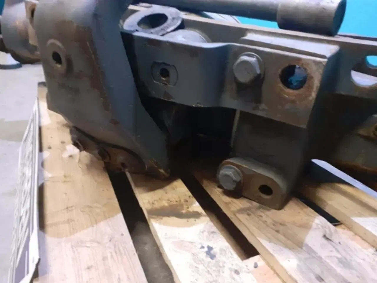 Billede 10 - New Holland 8770 SS Super Steer Foraksel