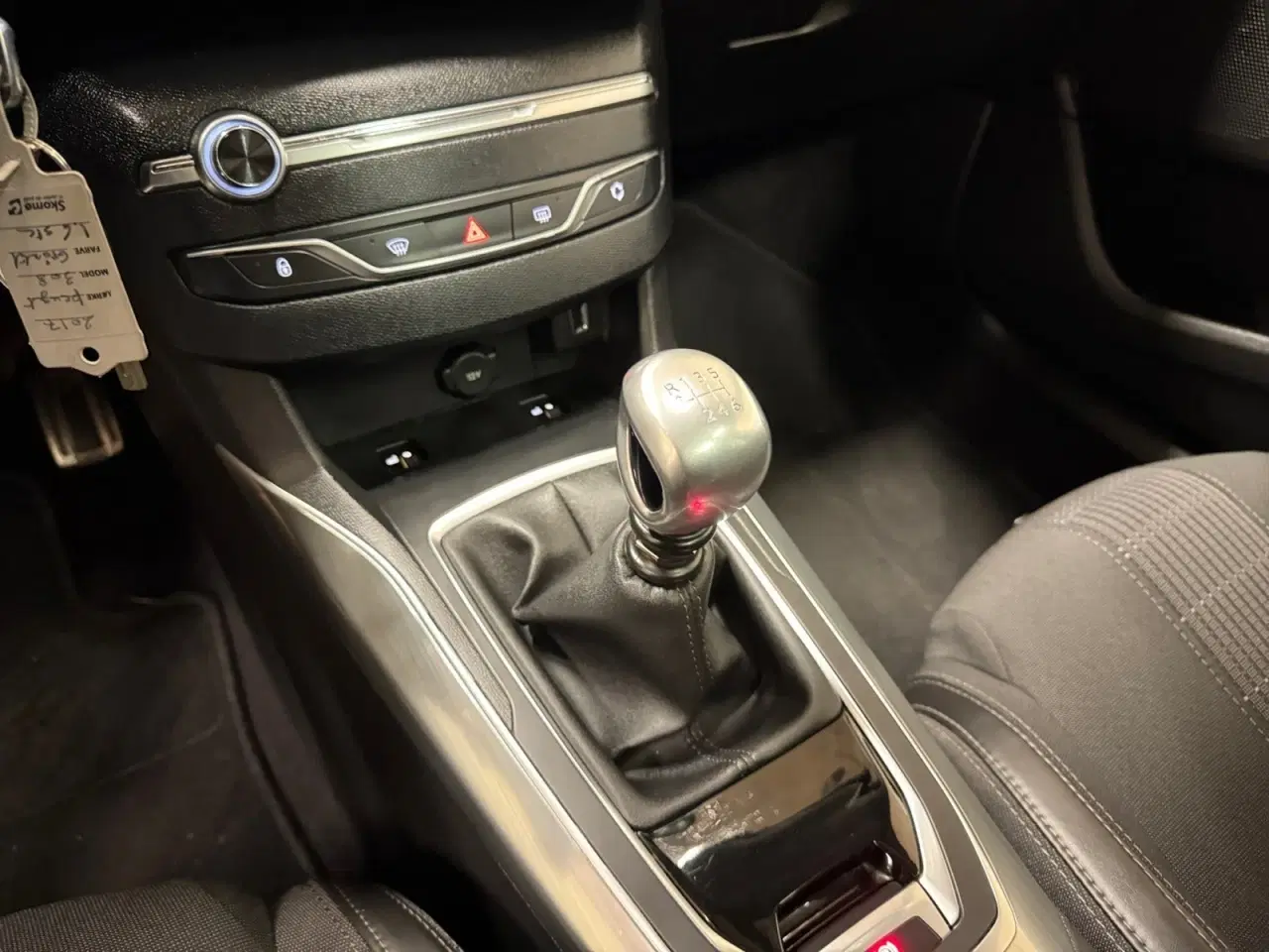 Billede 11 - Peugeot 308 1,6 BlueHDi 120 Allure Sky