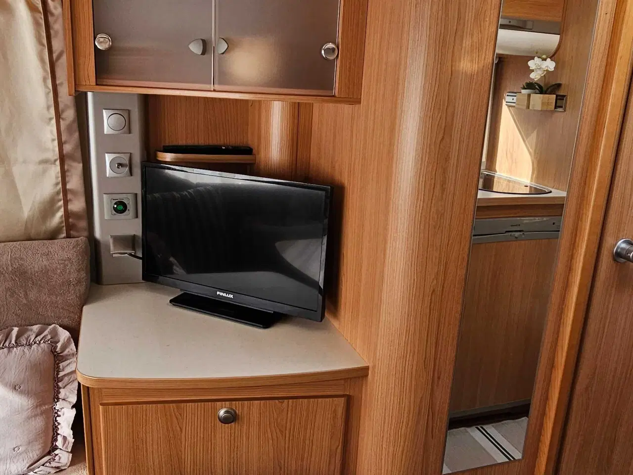 Billede 3 - Adria Adora 472 LU