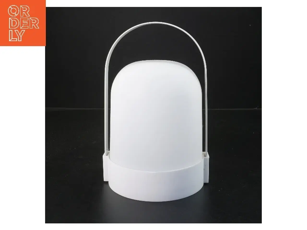 Billede 1 - Hvid lampe med håndtag fra Novea (str. 22 cm)