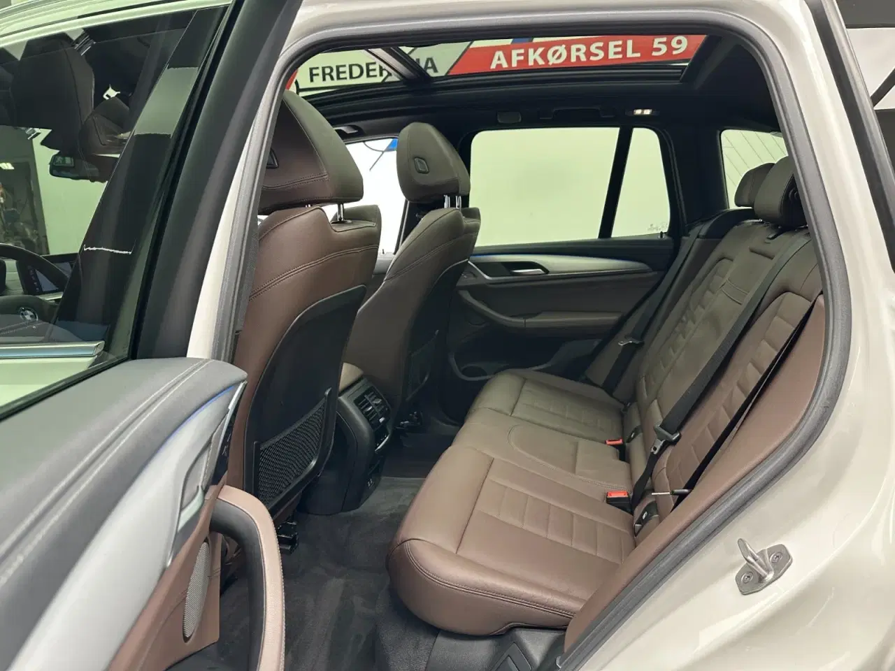 Billede 13 - BMW iX3  Charged Impressive