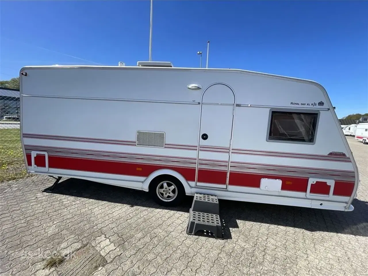 Billede 19 - 2008 - Kabe Royal 560 XL KS   Kabe Royal 560 XL KS 4 sovepladser, 6 siddepladser, Mover, Solceller, Vintertelt, Isabella Sun Shine 2,5 solsejl. SÆLGES FOR KUNDE