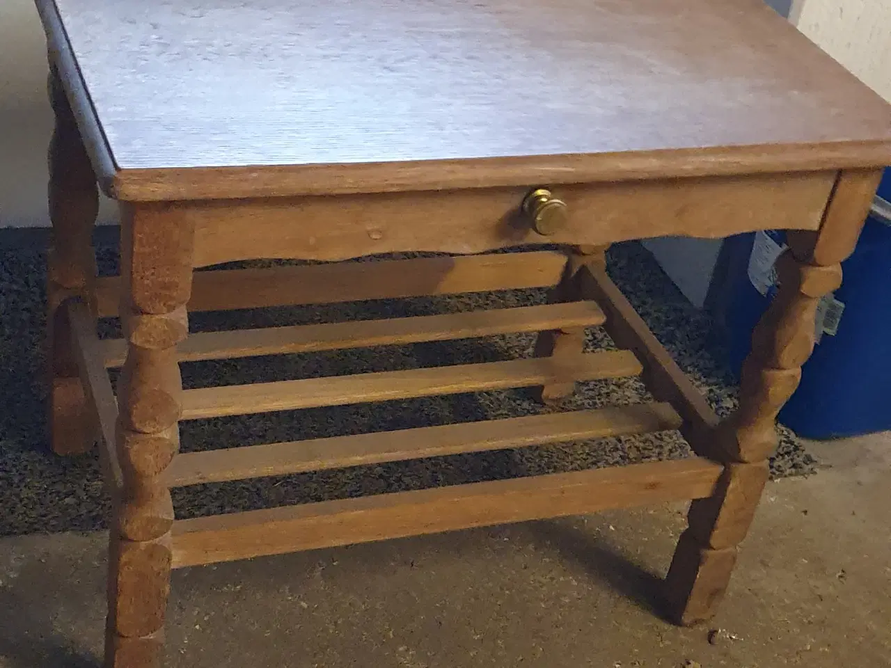 Billede 1 - Lille egetræsbord