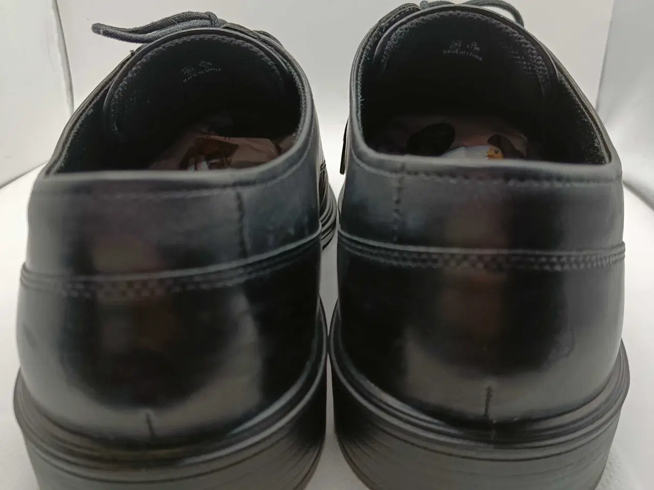 Billede 3 - Ecco sort læder sko 45str