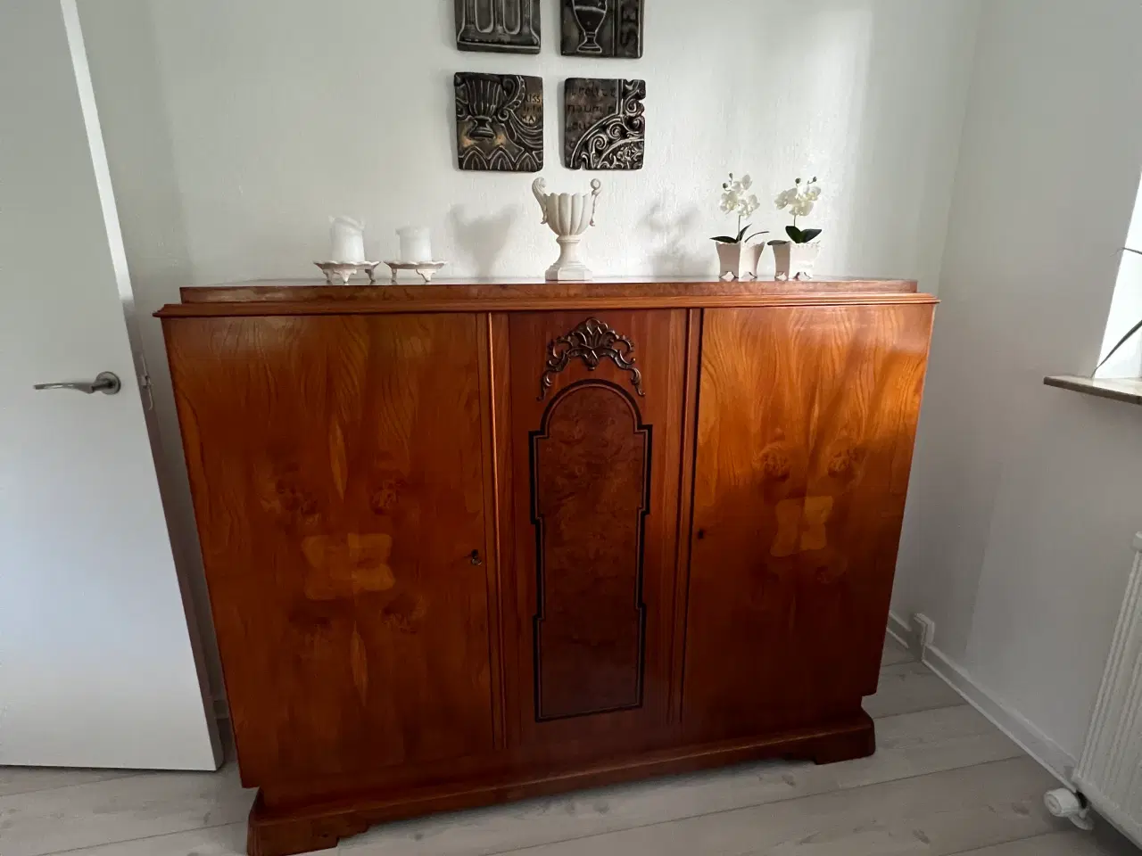 Billede 2 - Spisestue i rosentræ. Lavet i DK i 1935