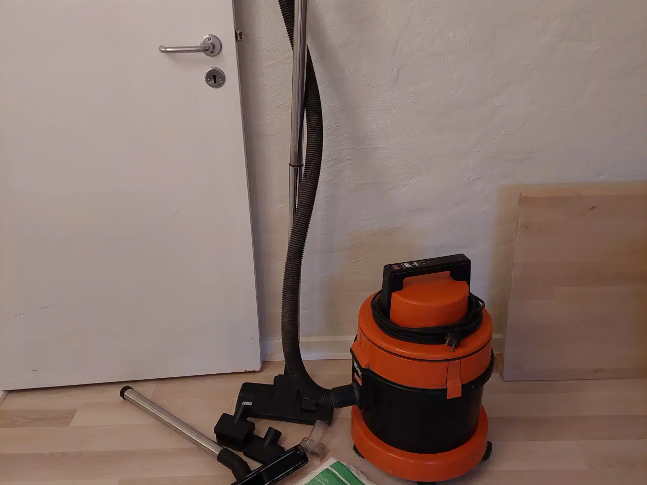 Billede 2 - Støvsuger vax 2000 tæpperenser