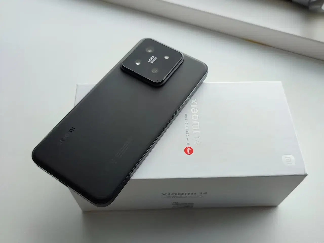 Billede 2 - Meget velholdt Xiaomi 14 sægles!