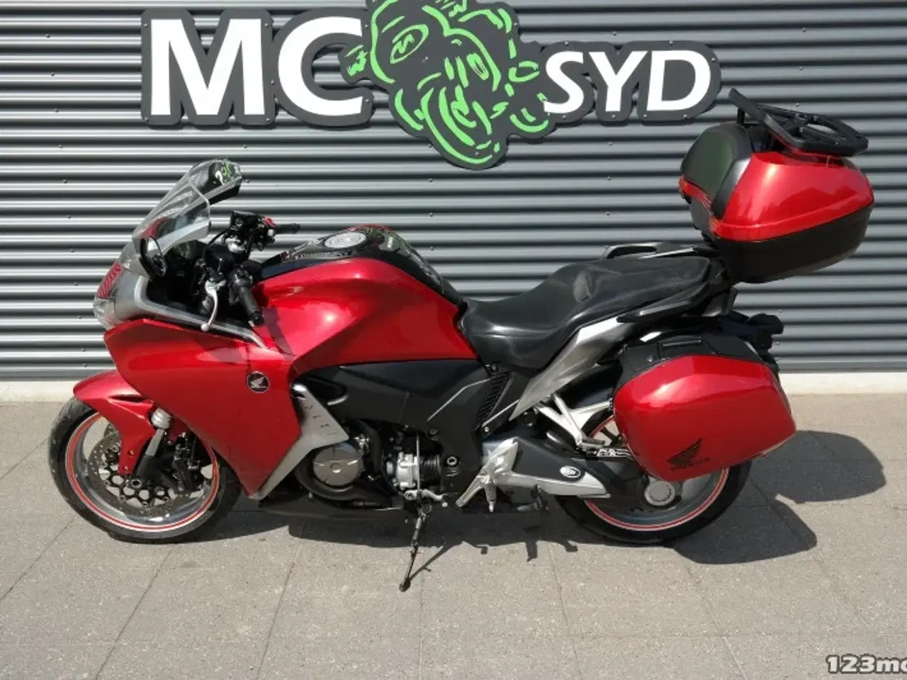 Billede 16 - Honda VFR 1200 F MC-SYD       BYTTER GERNE