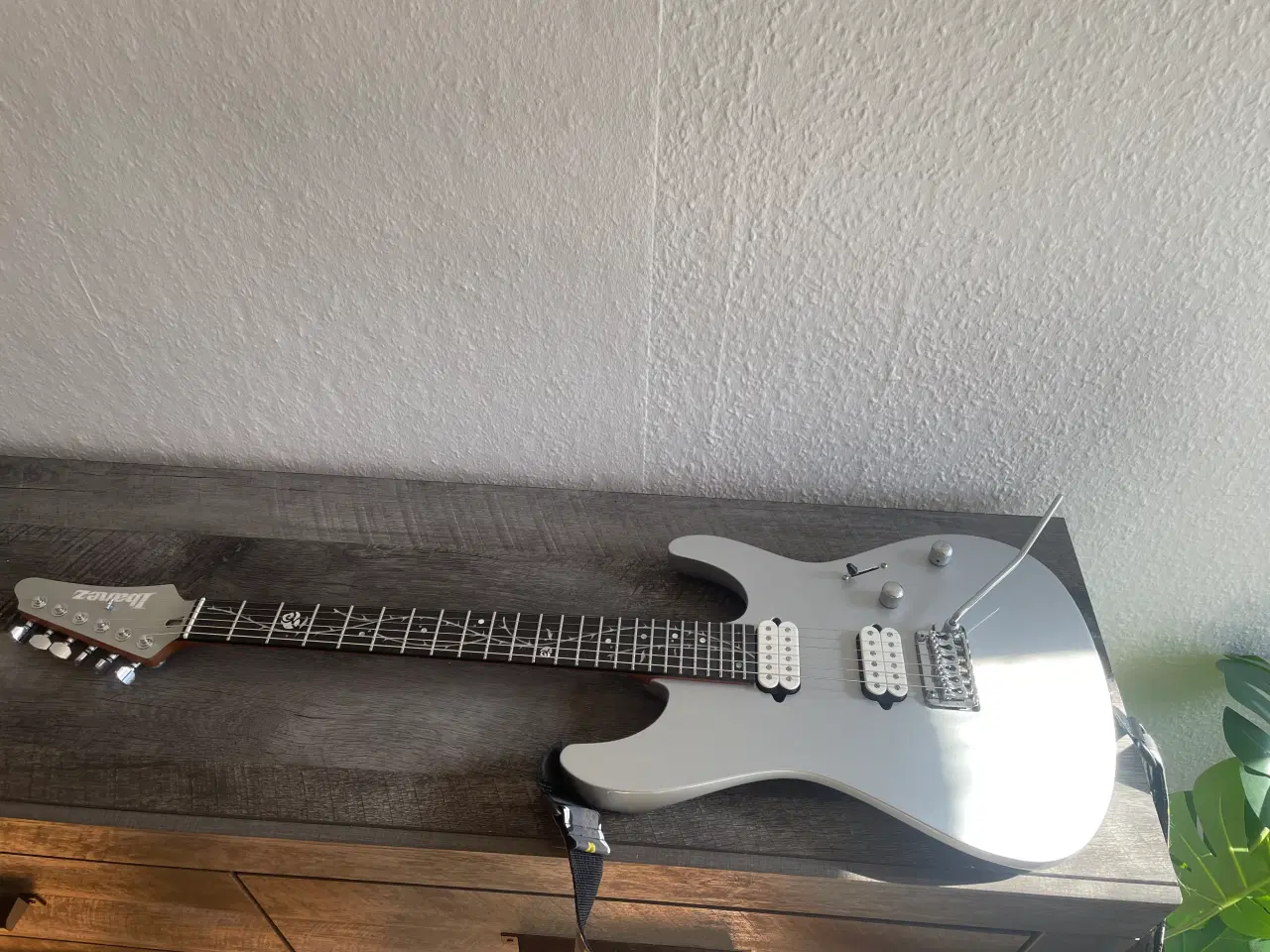 Billede 1 - Ibanez Tim Henson Guitar