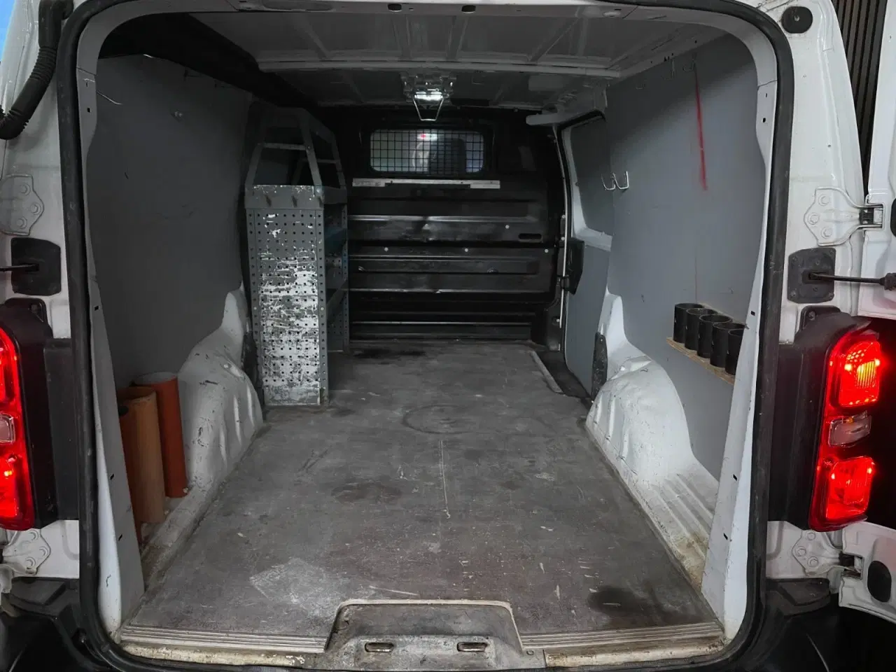 Billede 10 - Peugeot Expert 2,0 BlueHDi 122 L3 Premium Van