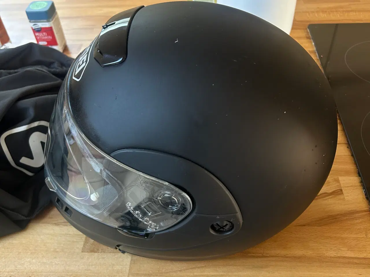 Billede 2 - Styrthjelm shoei