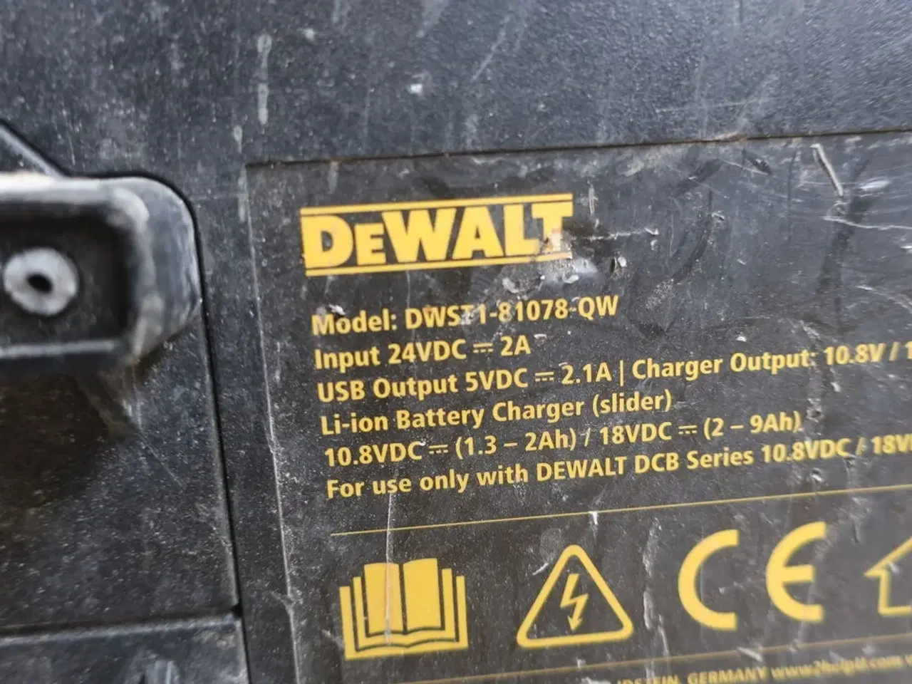 Billede 4 - Radio med lader DEWALT DWST-81078-QW