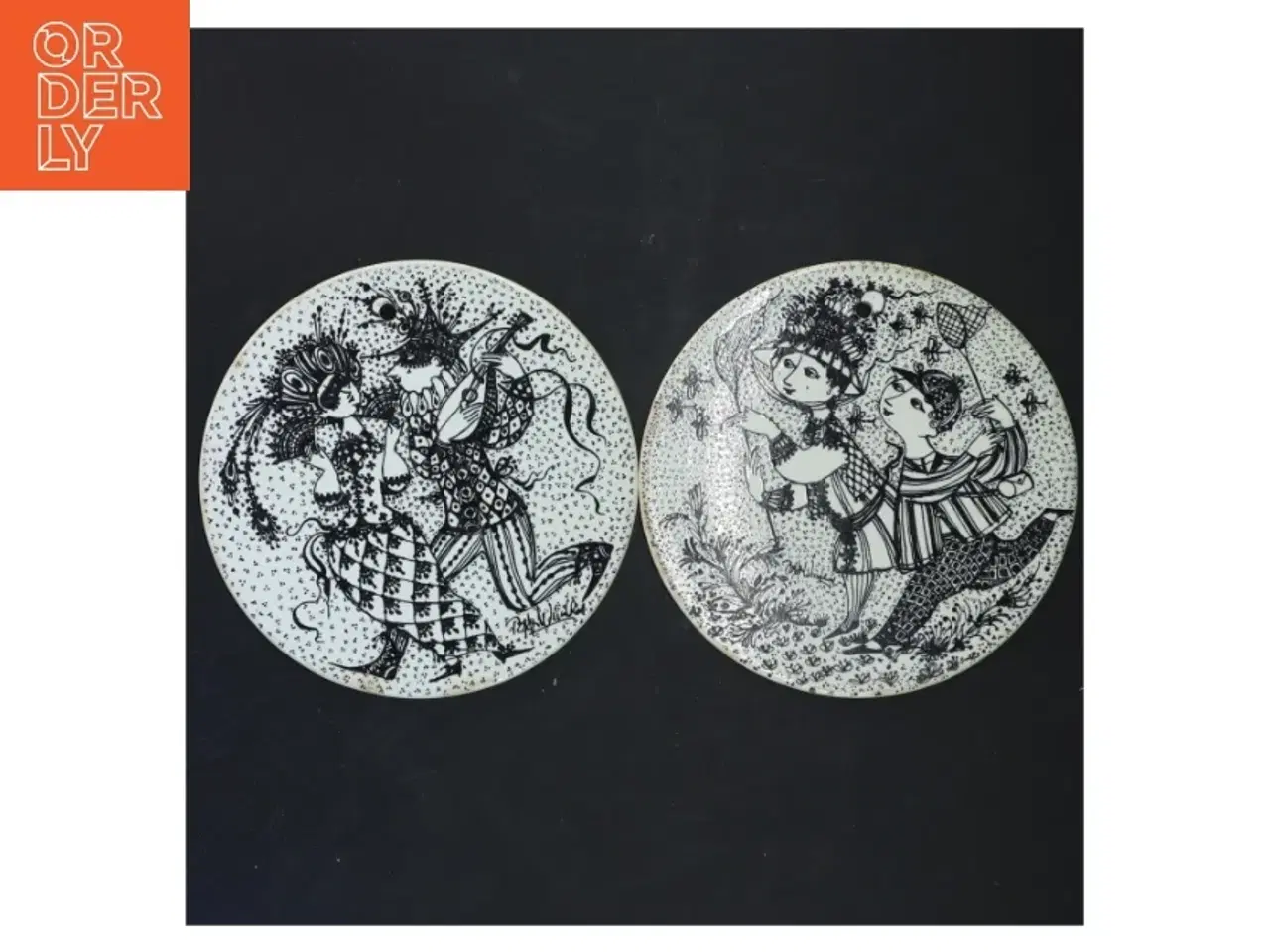 Billede 1 - Februar og august Porcelænsplatter med illustrationer fra Bjørn Wiinblad (str. Ø 15 cm)