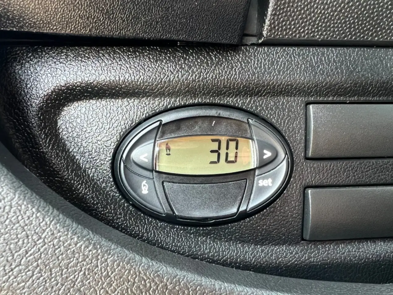 Billede 17 - Peugeot Boxer 335 2,2 BlueHDi 140 L3H2 Premium