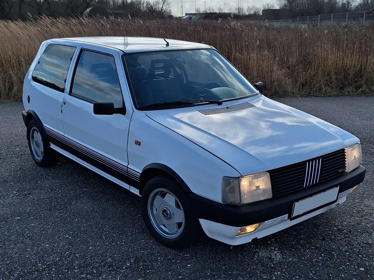 Billede 1 - Rustfri klassisk veteranbil. Fiat Uno Turbolook