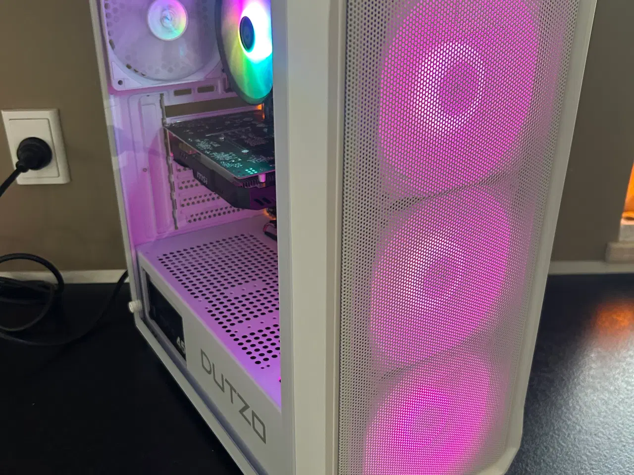 Billede 11 - 💻 Stilet RGB Gaming-PC – perfekt til eSport og kl