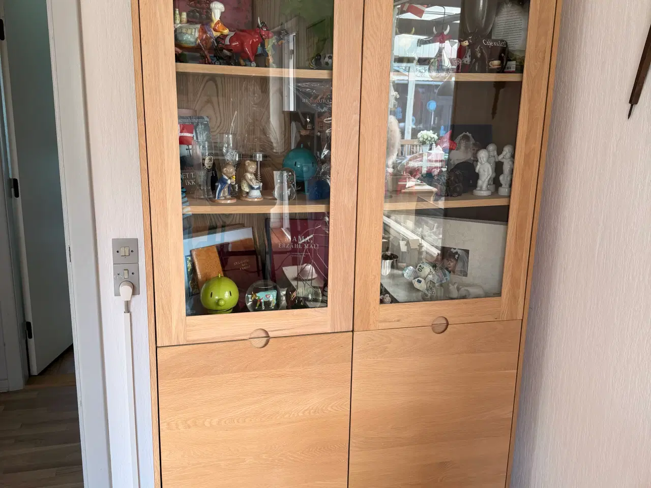 Billede 1 - Reol i egetræ