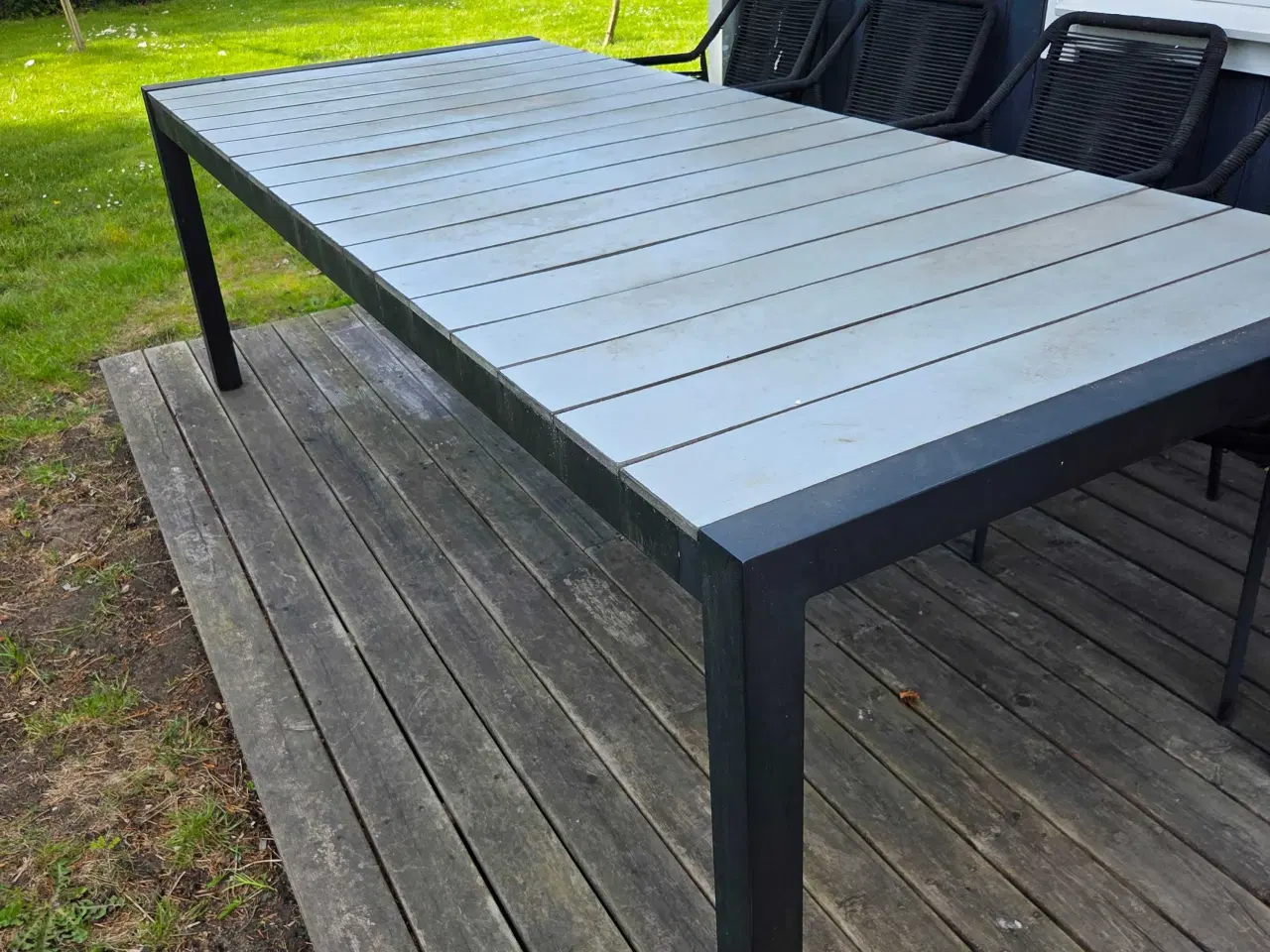 Billede 1 - Havebord samt stole
