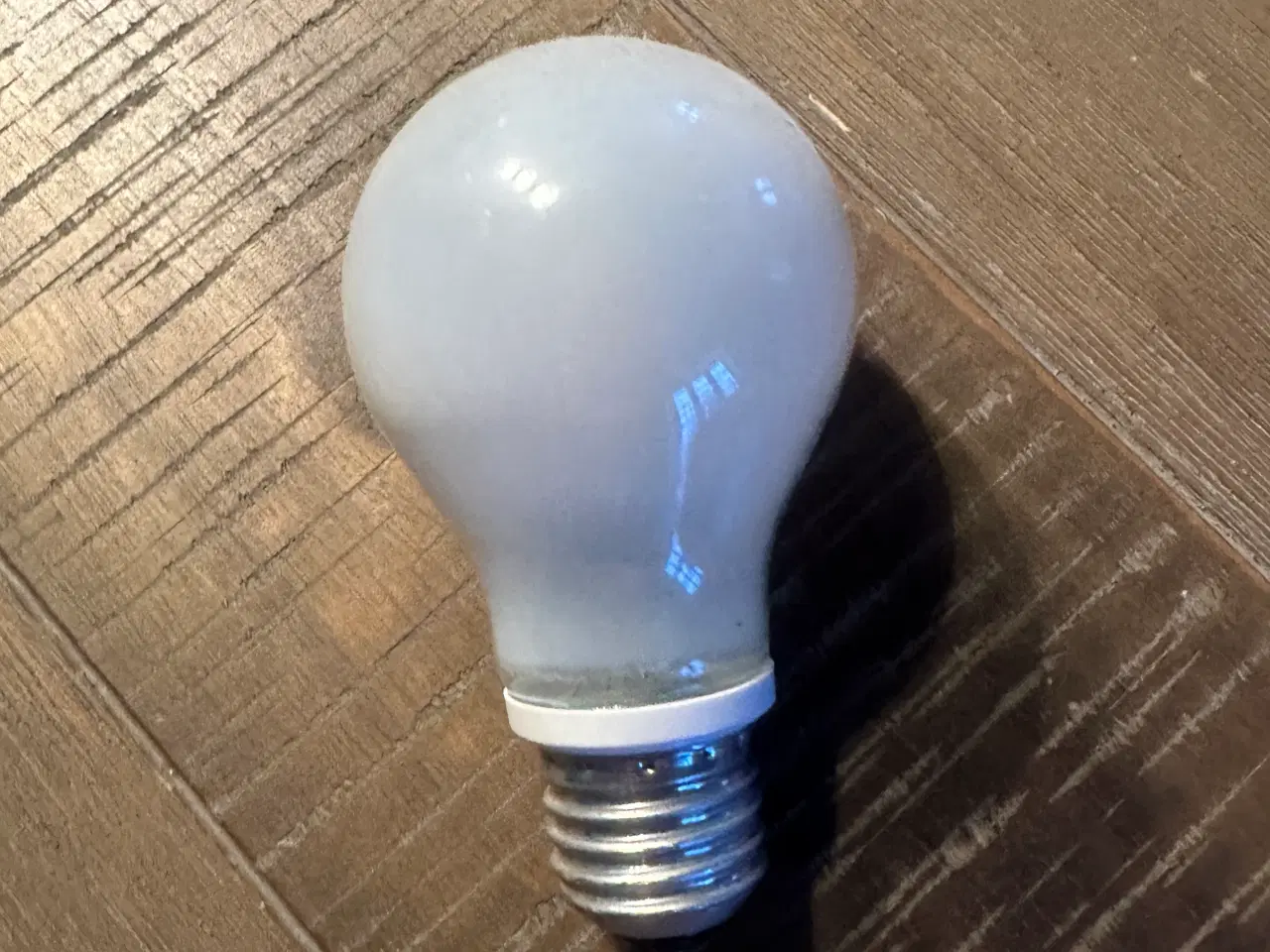 Billede 3 - Gulvlampe i fedt design