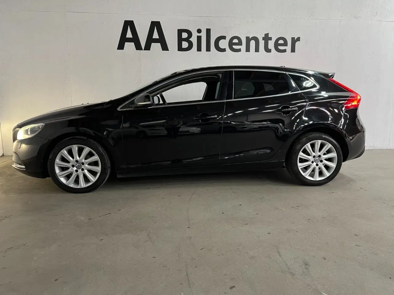Billede 3 - Volvo V40 2,0 D3 150 Momentum