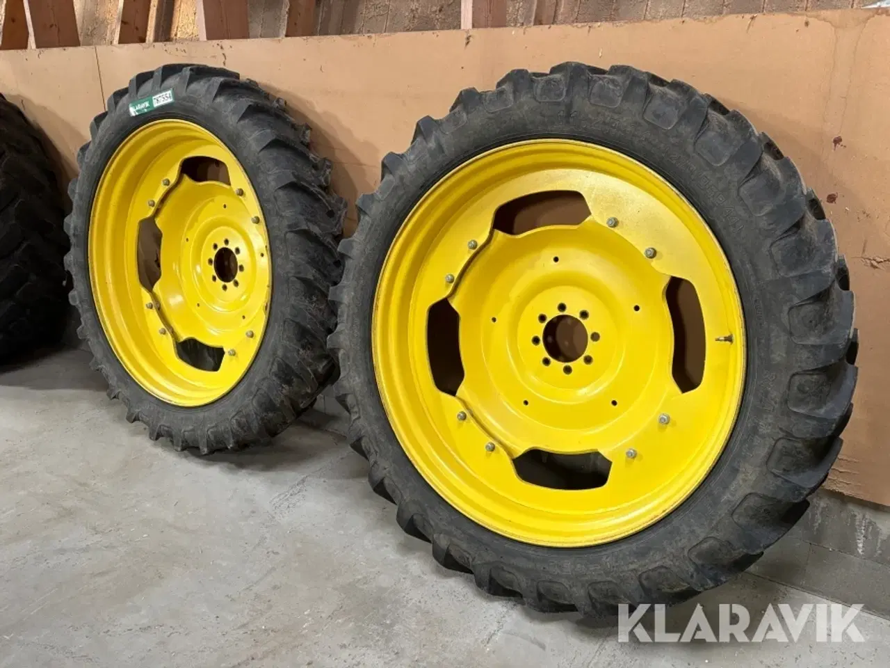 Billede 1 - Traktordæk Alliance Row Crop Radial 2 styk