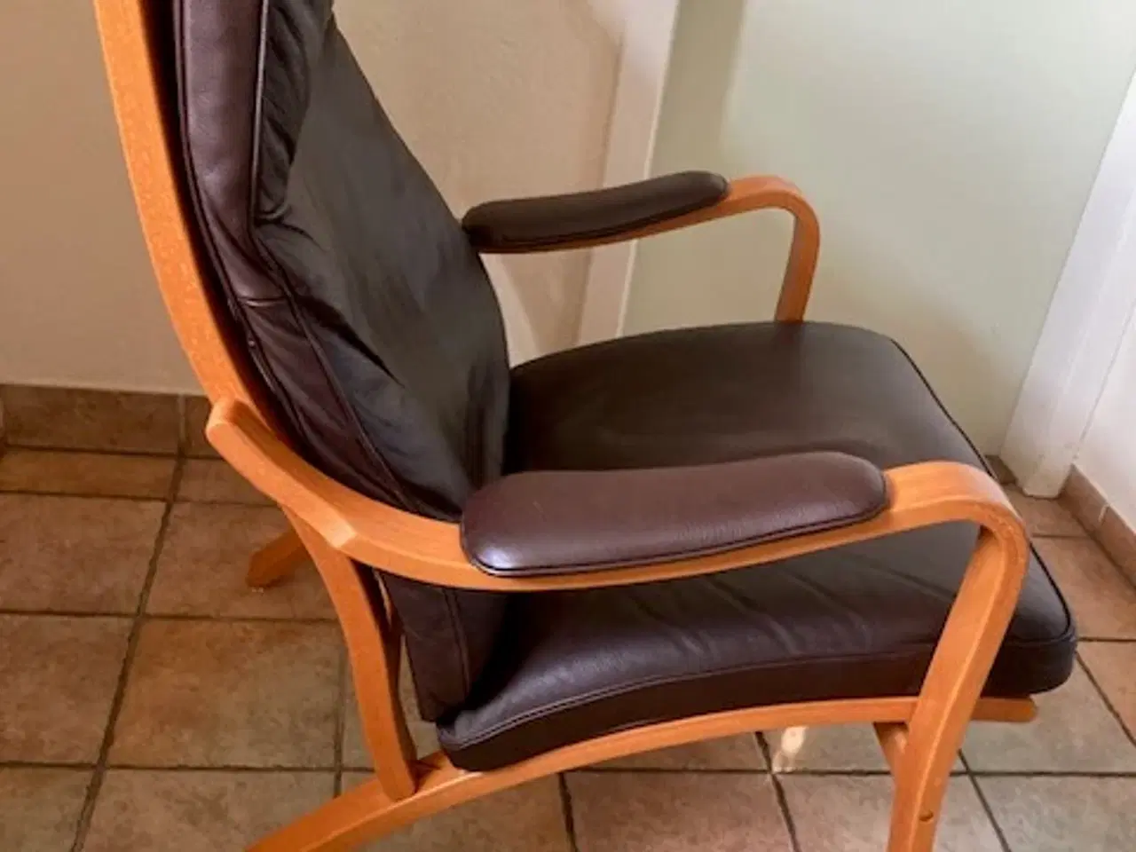 Billede 3 - Læder stol (Mogens Hansen) Sælges