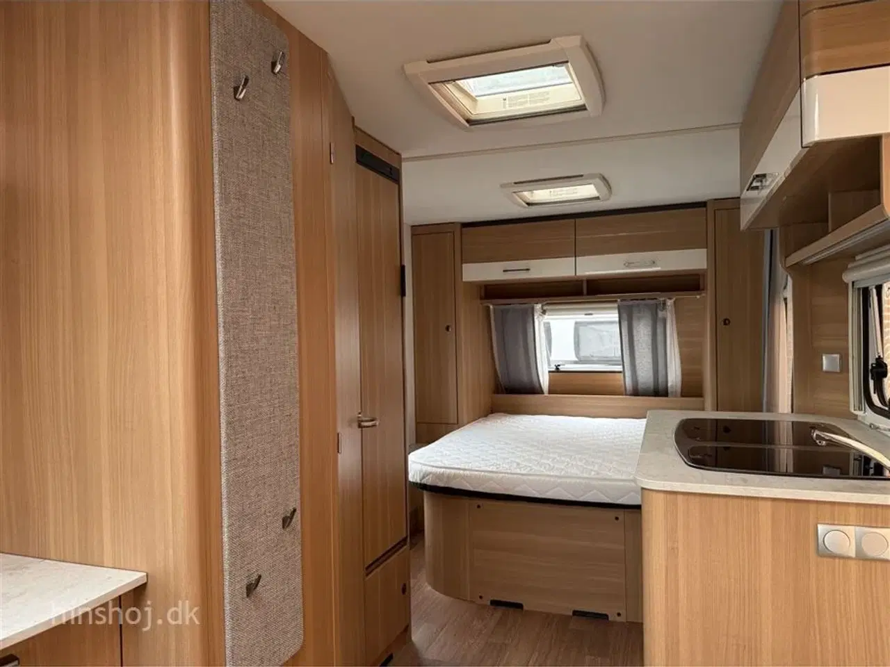 Billede 5 - 2021 - LMC Style 450 D   Lækker vogn med fritstående dobbeltseng fra Hinshøj Caravan A/S