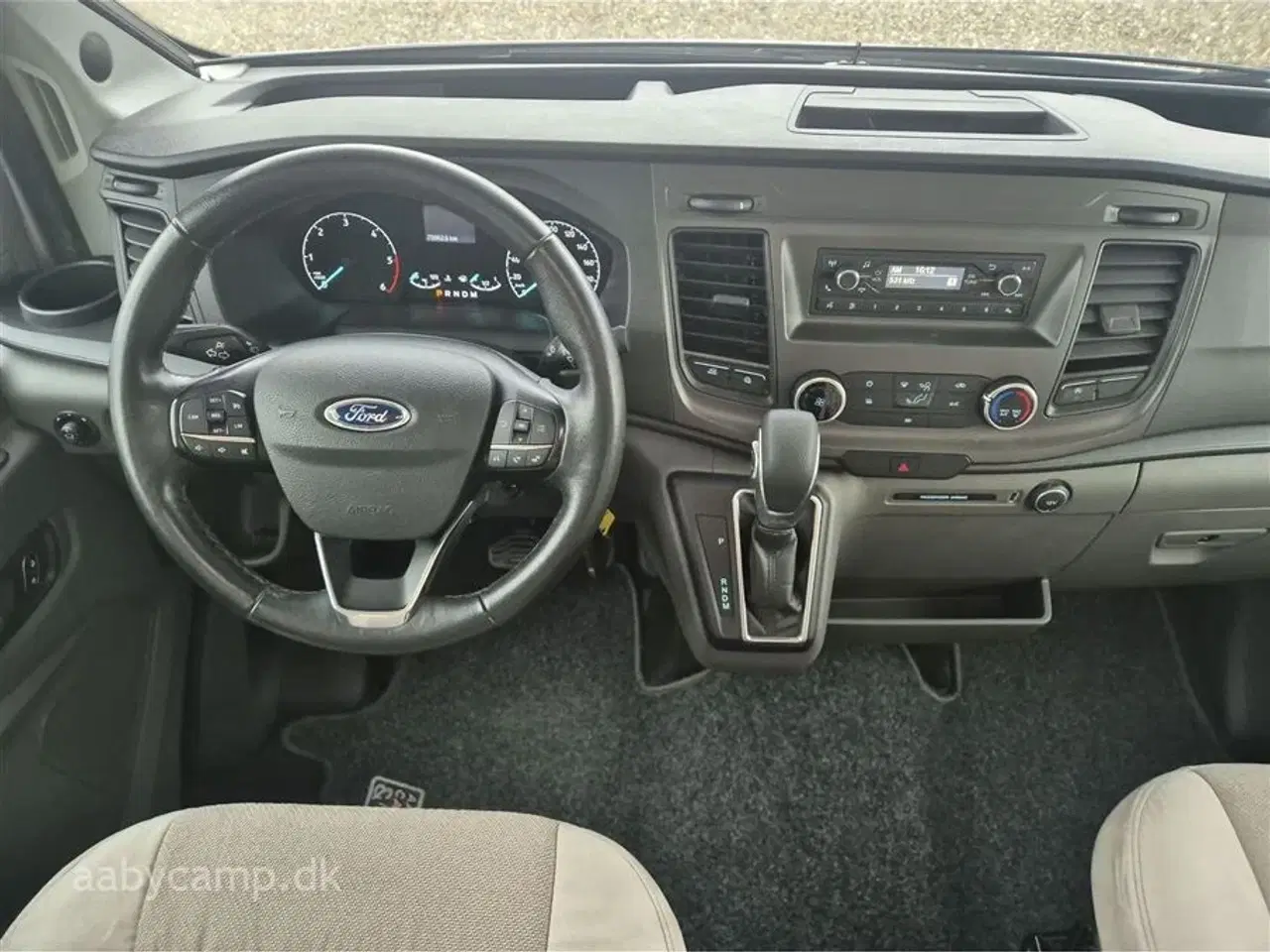 Billede 6 - 2020 - Benimar Sport 363   NK Pakke. Automatgear. solceller. markise. Batteri. Plisse i for og sideruder. Bemærk at den har 5 selepladser.